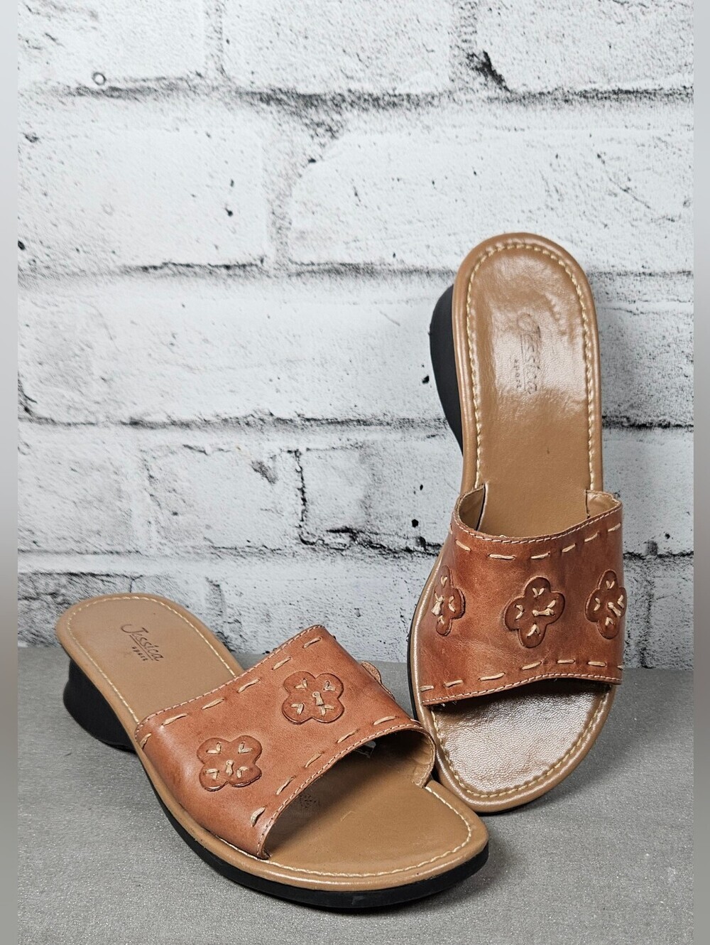 Jessica Sport Leather Slide Sandals Brown Floral Cutout Comfort Size 9